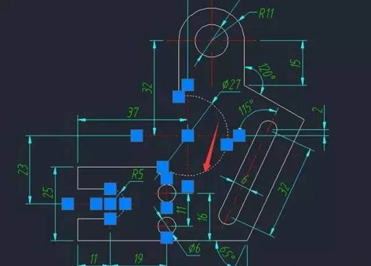 中望CAD选择多个对象时，选中了不该选的线条，如何只取消选择此线条？