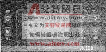 图2. 42无纸记录仪外观图