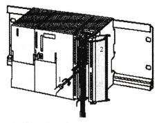 图2-43 40针的前连接器的插入操作