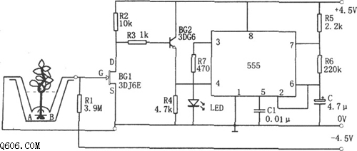555构成的花盆缺水告知器电路图