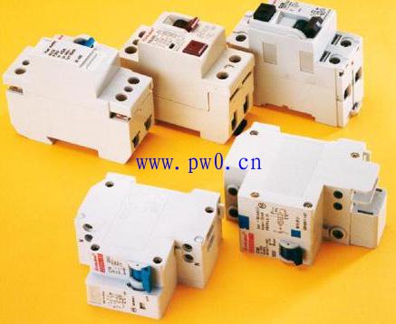 常用低压电器文字符号及作用